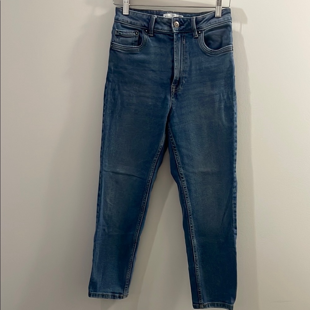 Stradivarius Blue Mom Slim Fit Jeans